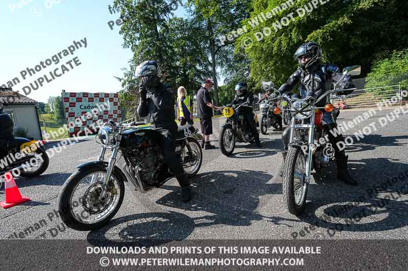 cadwell park;cadwell park photographs;cadwell trackday photographs;enduro digital images;event digital images;eventdigitalimages;peter wileman photography;racing digital images;trackday digital images;trackday photos